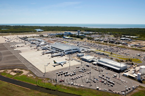 Cairns-airport.jpg